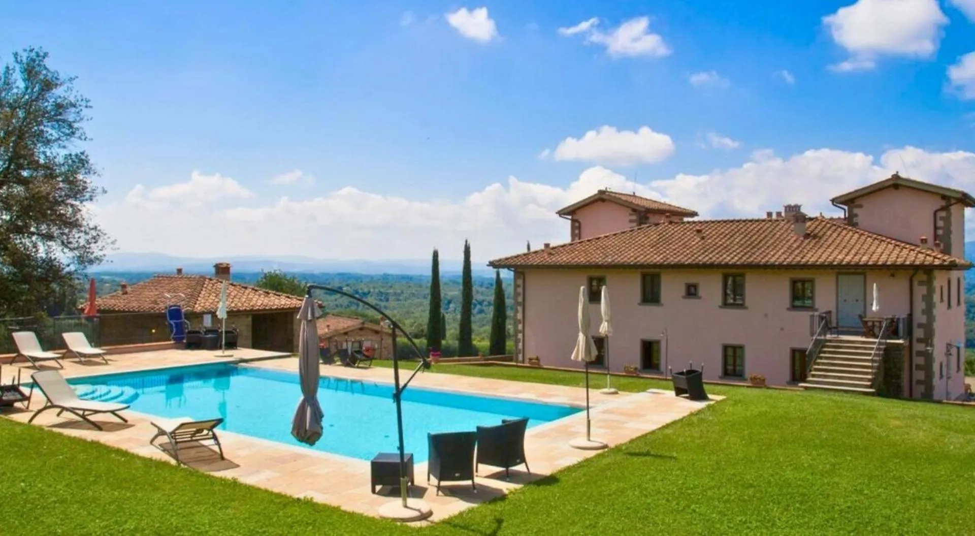 Villa Casaforte Loro Ciuffenna Italy