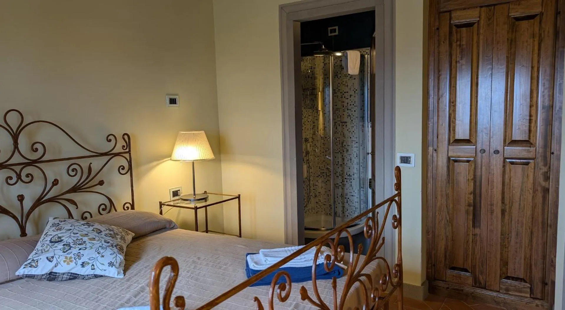 Villa Casaforte Loro Ciuffenna Apartment