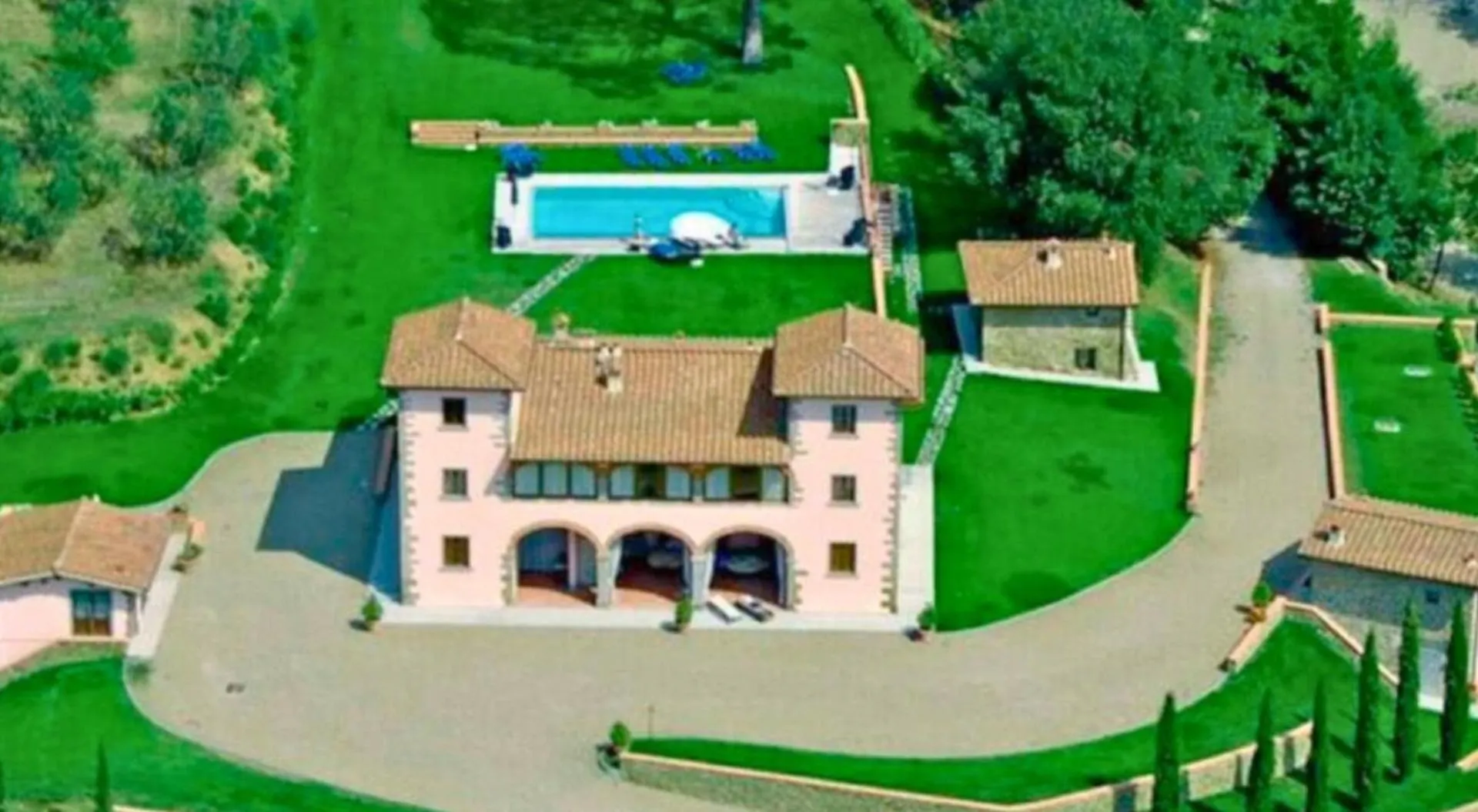 Villa Casaforte Loro Ciuffenna 0*,  Italy